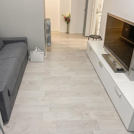Bnb Capital Milano Moscova - White Bagian luar foto