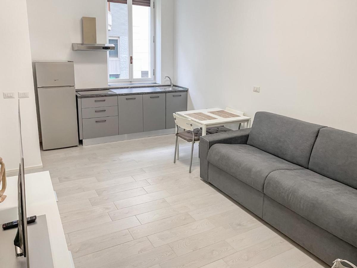 Bnb Capital Milano Moscova - White Bagian luar foto